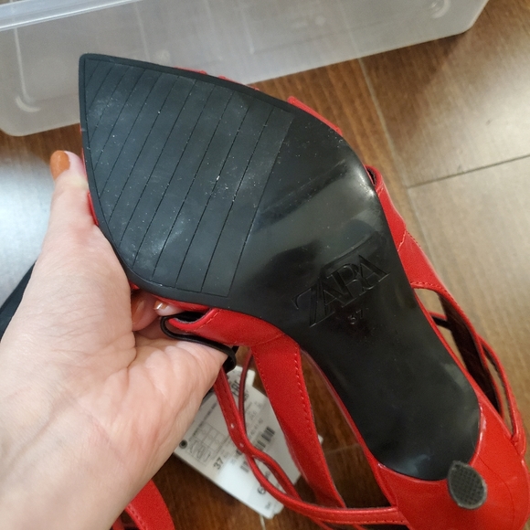 ❤️ Zara strappy high heel pumps - Picture 6 of 10